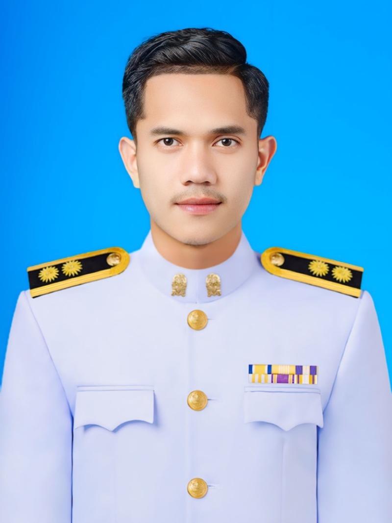 user-avatar